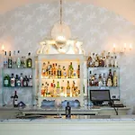 Marina Riviera Hotel