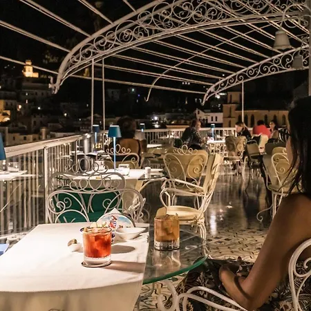 Marina Riviera Hotel 4*