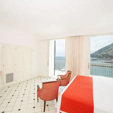 Marina Riviera 4*