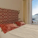 מלון Marina Riviera