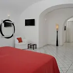 מלון Marina Riviera 4*