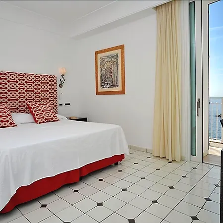Marina Riviera 4*
