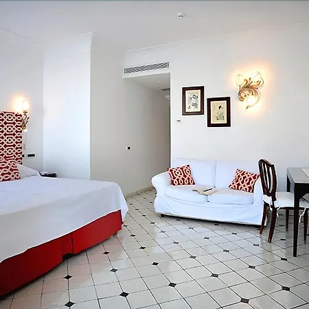 Marina Riviera Отель 4*