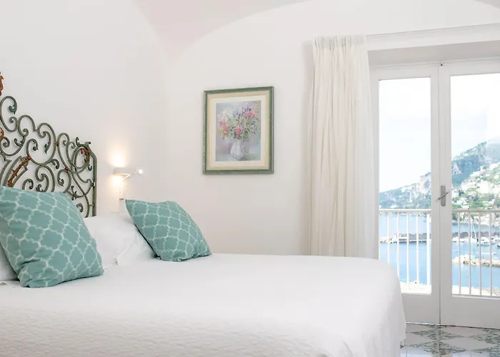 Marina Riviera Hotel 4*