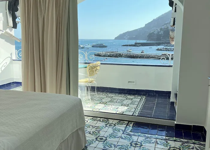 Marina Riviera Hotel 4*