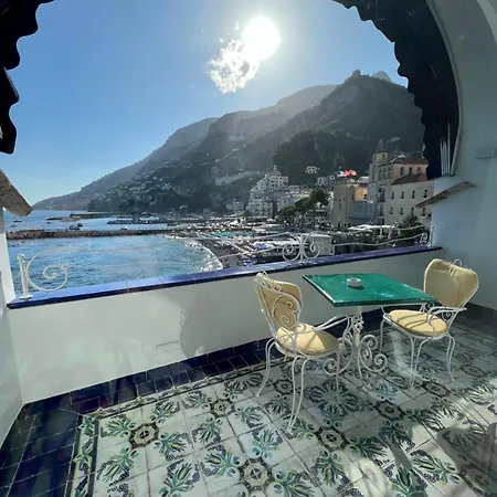 호텔 마리나 리비에라