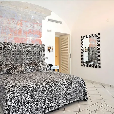 마리나 리비에라 4*